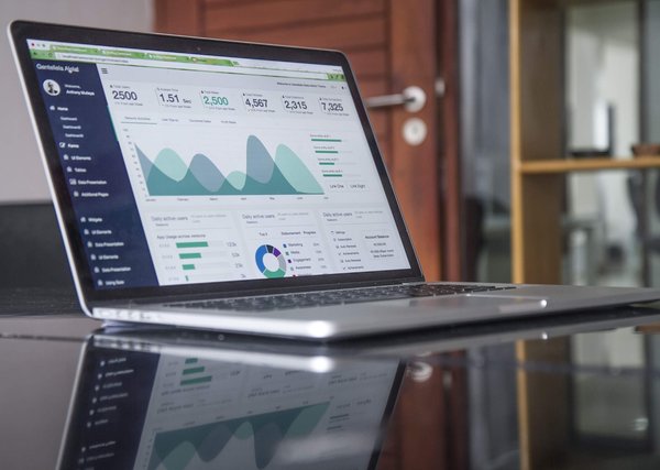 How to Optimize Ad Spend for UK SMEs Using Data Analytics?
